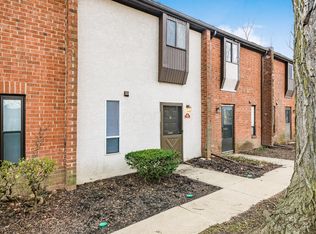 95 Lancelot Ln, Westerville, OH 43081