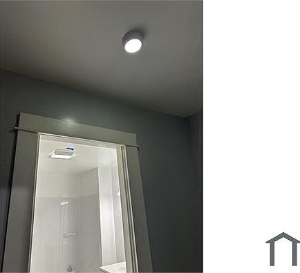 2nd image of 19 Algonquin Pl #2