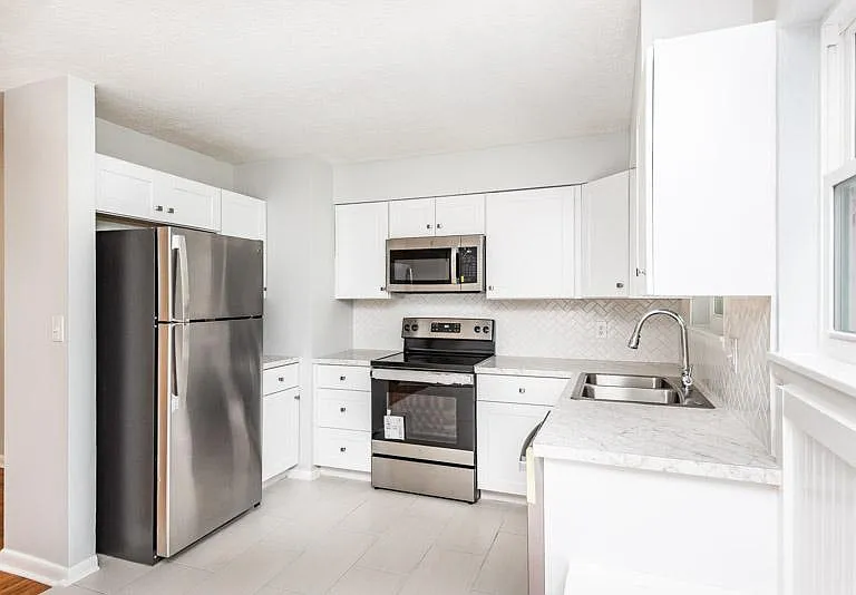 9102 Maiden Ct — Photo 9