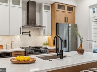 1106 N Bodine St, Philadelphia, PA 19123