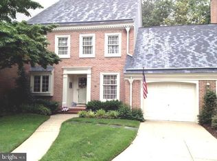 32 Foxwood Dr #32, Moorestown, NJ 08057