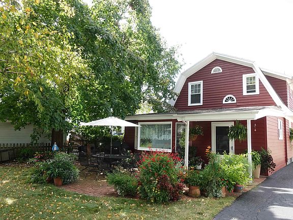 4th image of 961 Jefferson St