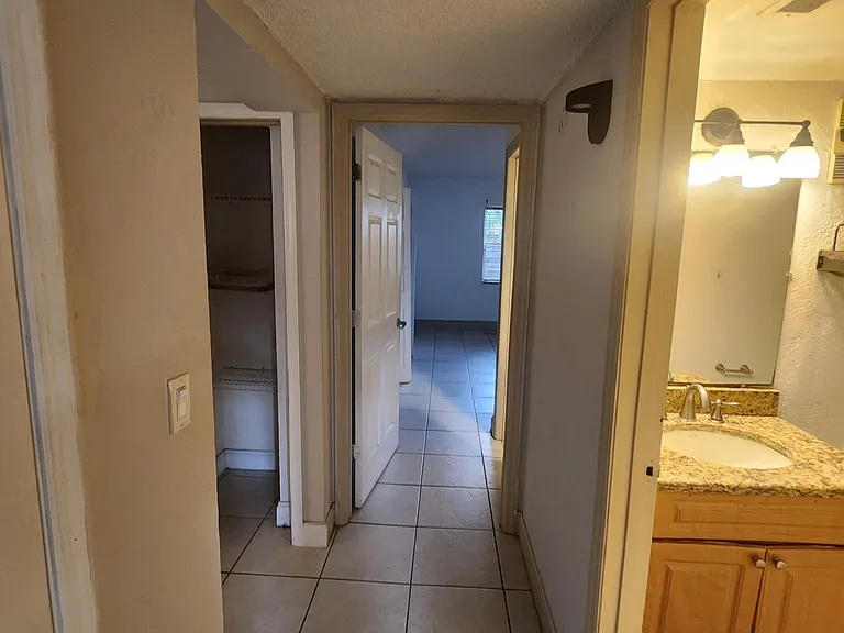 2835 Somerset Park Dr #102 — Photo 8