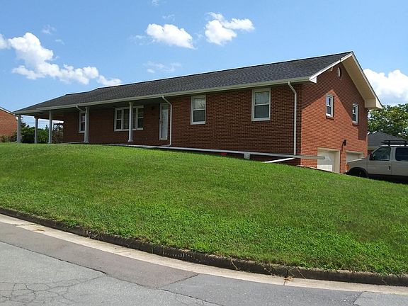 2nd image of 504 Bryan Dr