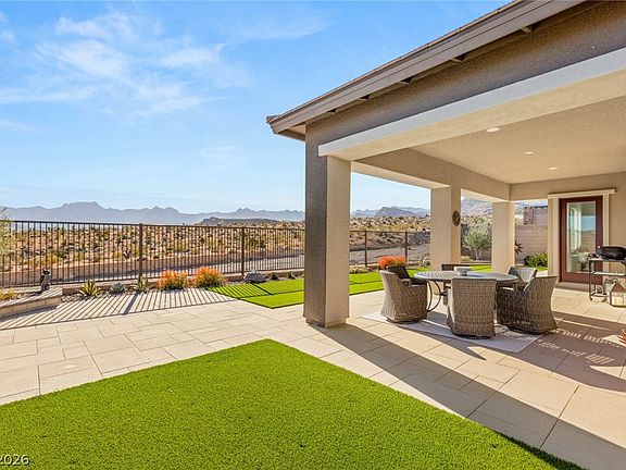 5th image of 12596 Heritage Heights Dr