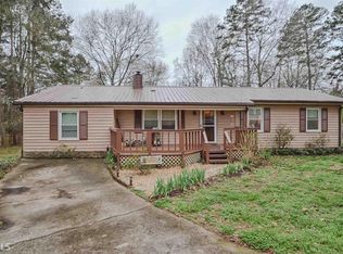 40 Chantilee St, Commerce, GA 30529