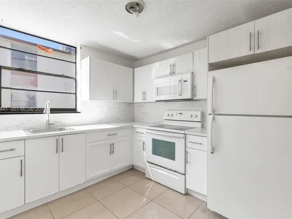 1798 NW 55th Ave APT 202, Fort Lauderdale, FL 33313