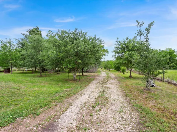 3650 Rivers Rd, Manvel, TX 77578