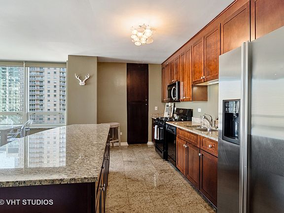 3rd image of 33 W Ontario St APT 22B