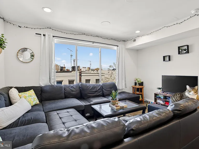 1650 Point Breeze Ave #3 — Photo 7