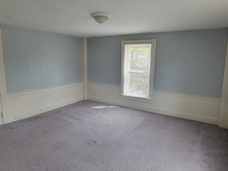 68 Pleasant St #4A — Photo 5