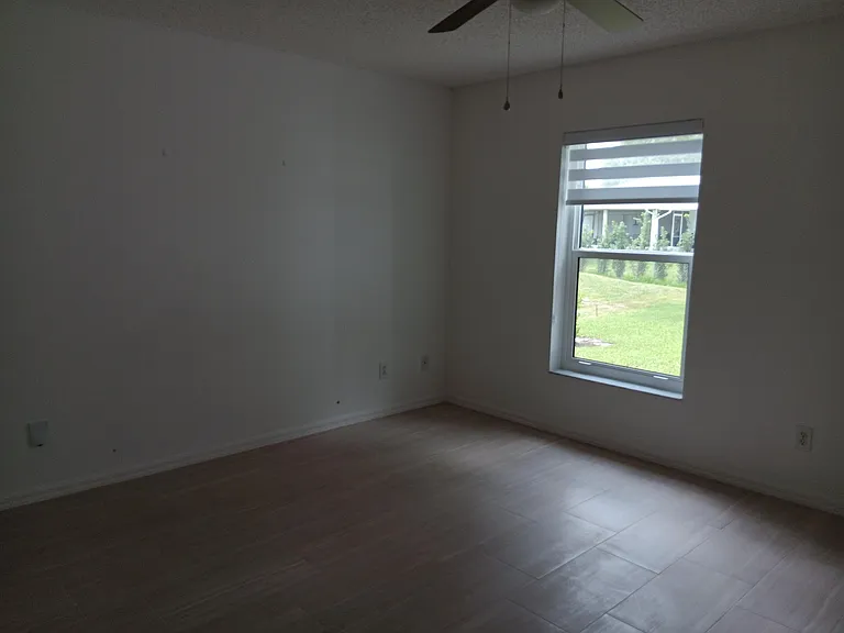 757 Brookedge Ter — Photo 20