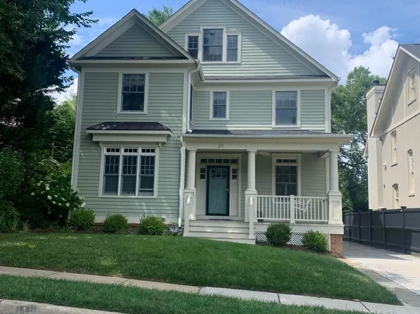 211 N View Ter, Alexandria, VA 22301