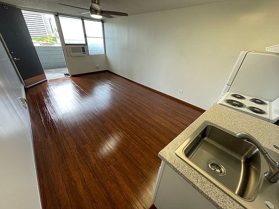 4th image of 1301 Lusitana St APT 203