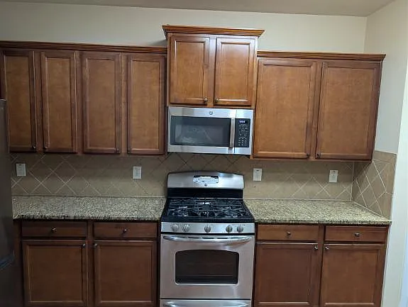 7038 Walham Grv #1 — Photo 9