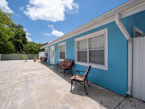 4th image of 110 Plantation Shores Dr