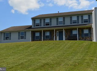18 Heather Way, Felton, PA 17322