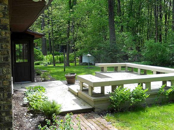5th image of 8711 Hornbeam Ln