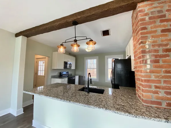 363 Lake St, Bolton, CT 06042