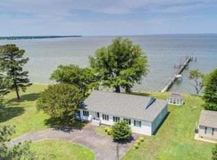 1444 Salisbury Park Rd, Hague, VA 22469