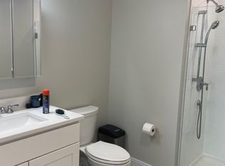204 Old Colony Ave #609, Boston, MA 02127