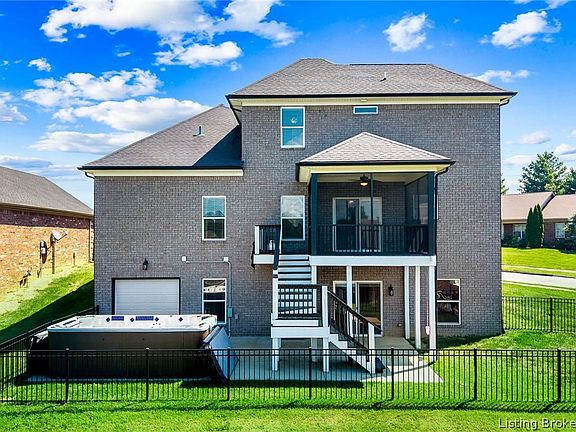 4th image of 7901 Hillside Drive