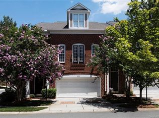 2614 Emmy Ln, Charlotte, NC 28226