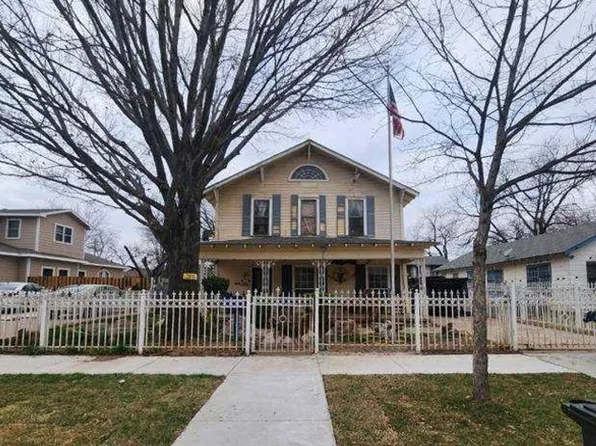 2215 N Houston St, Fort Worth, TX 76164