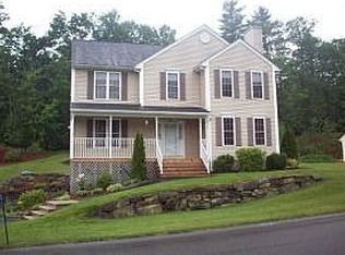 42 Whittier Rd, Merrimack, NH 03054