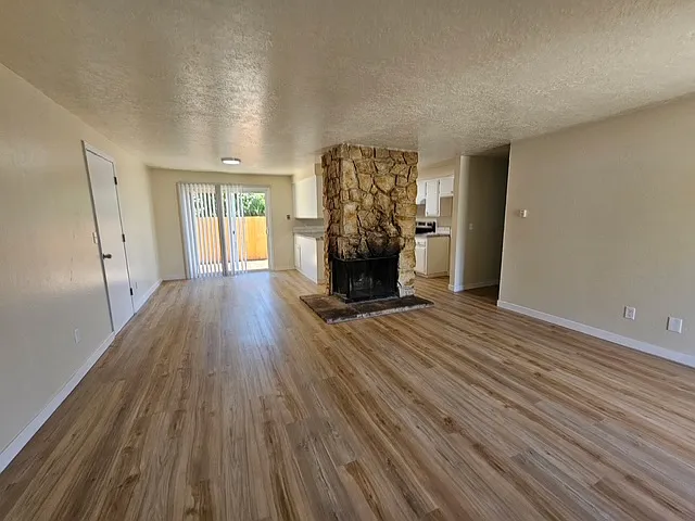 860 Wagon Road Ct SE — Photo 3