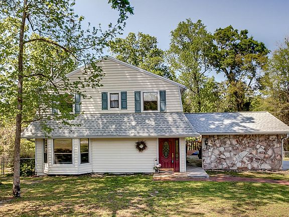 3rd image of 1181 Lake Asbury Dr