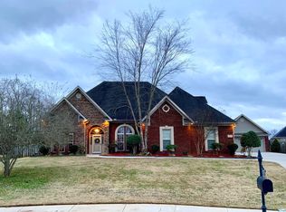 128 Dogwood Ridge Dr, New Market, AL 35761