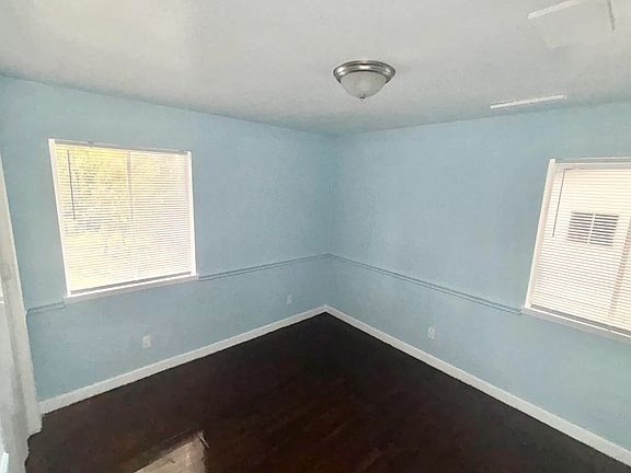 5th image of 1564 Maria Dr