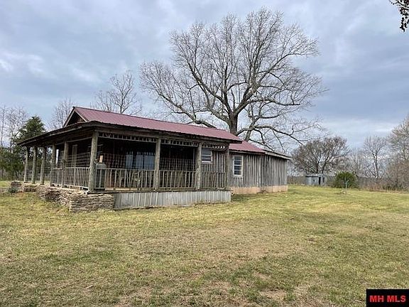 2nd image of 2976 N Tomahawk Church Rd