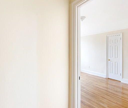 4th image of 218 W 10th St APT 5D