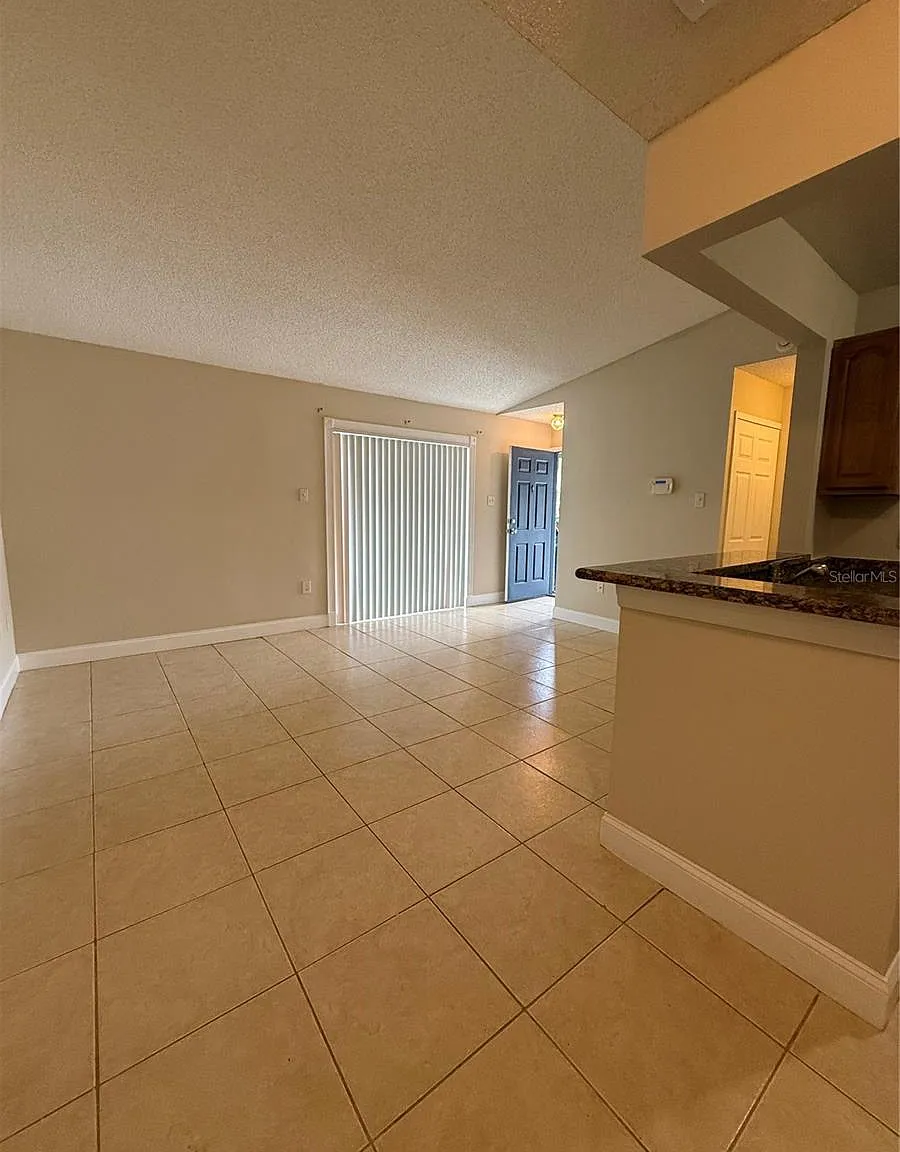 2 bed, 2.0 bath, 910 sqft, $1,450 — Photo 4