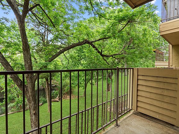 2nd image of 4777 Cedar Springs Rd APT 3D