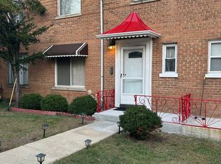 1749 W Chase Ave, Chicago, IL 60626
