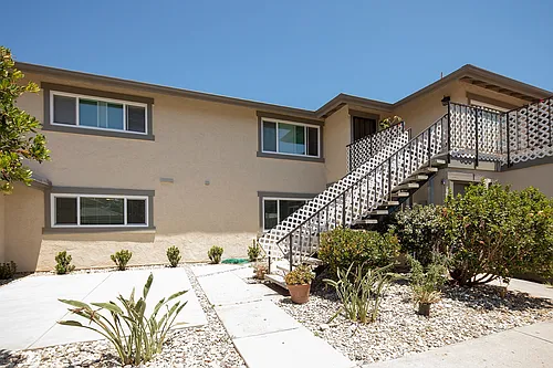 1235 Monique Court Photo 1