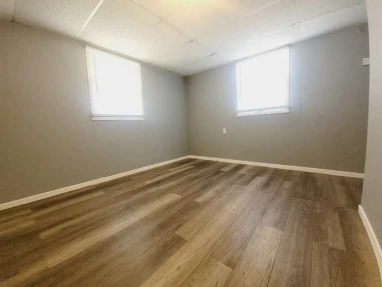 411 N Sheridan Ave — Photo 22
