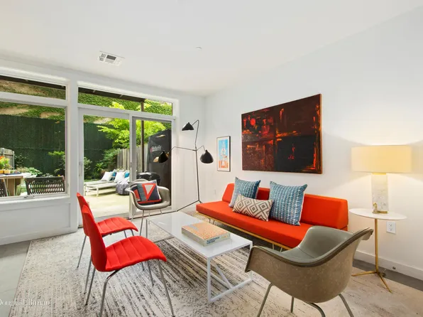 323 Greene Ave APT 1B, Brooklyn, NY 11238
