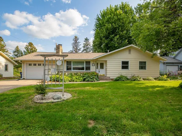 112 Marvin Ln, Northfield, MN 55057