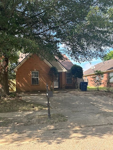1st image of 10242 Fox Hunt Dr
