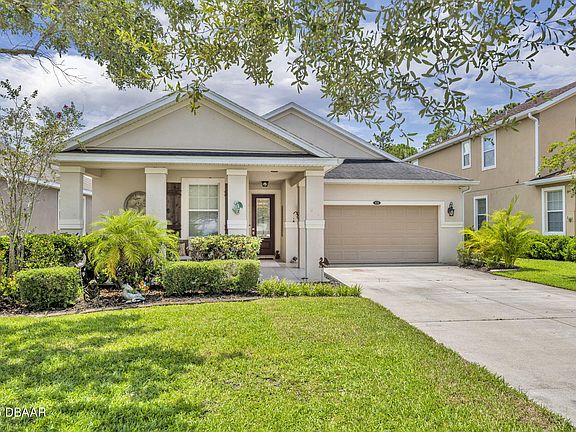 2nd image of 121 Grande Berwick Ct