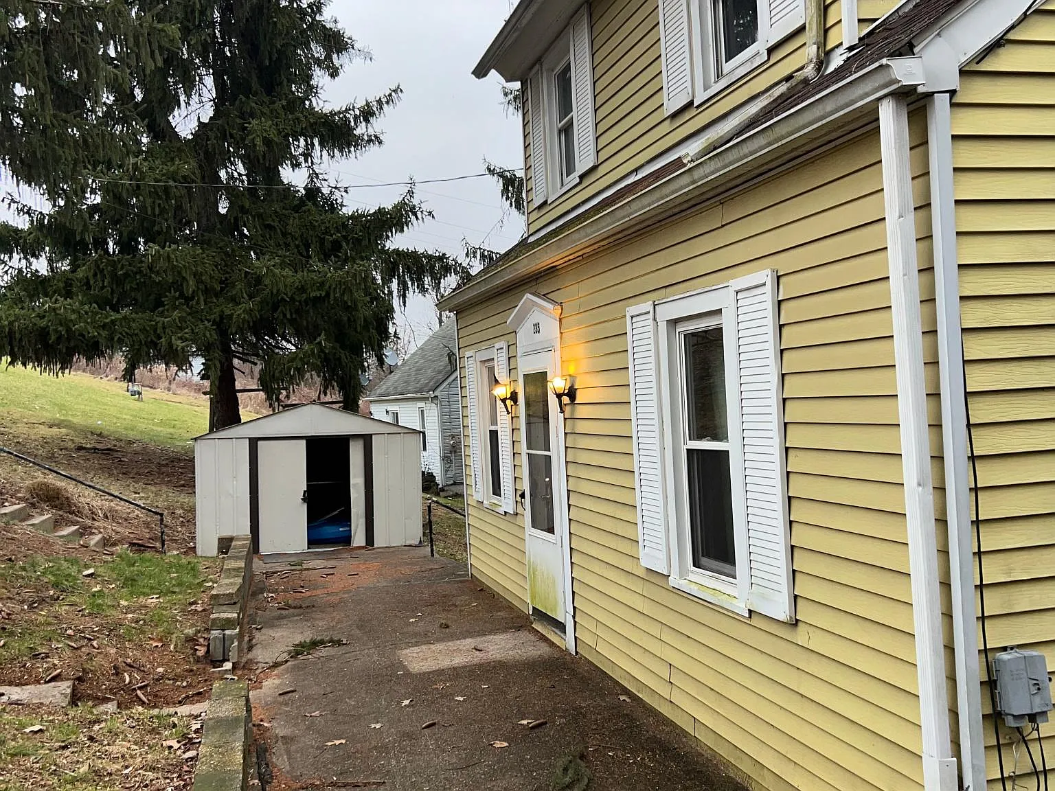 4 bed, 1032 sqft, $1,200 — Photo 4