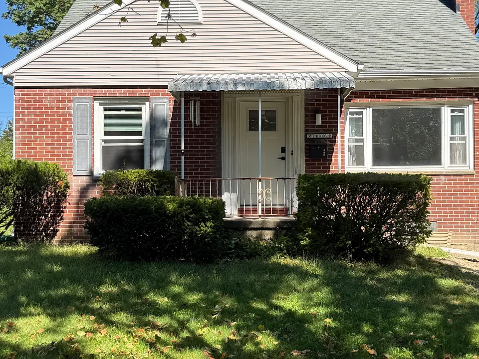 1806 Charlton Ave