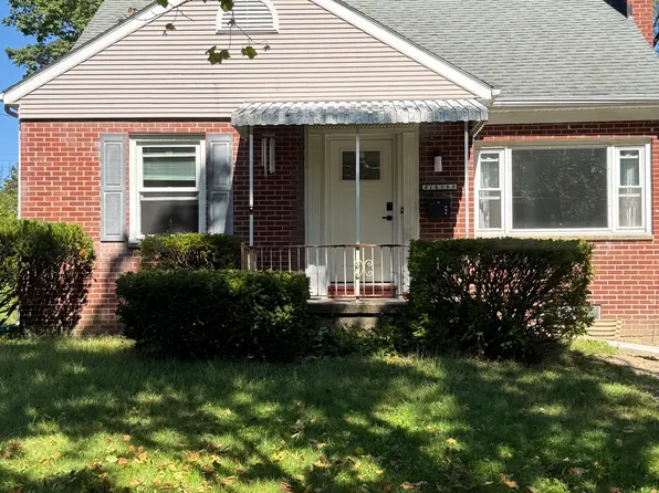 1806 Charlton Ave, Ann Arbor, MI 48103
