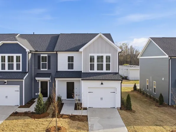 2814 Rodeo Ct, Willow Springs, NC 27592