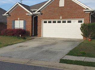 480 Daventry Cir, Calera, AL 35040
