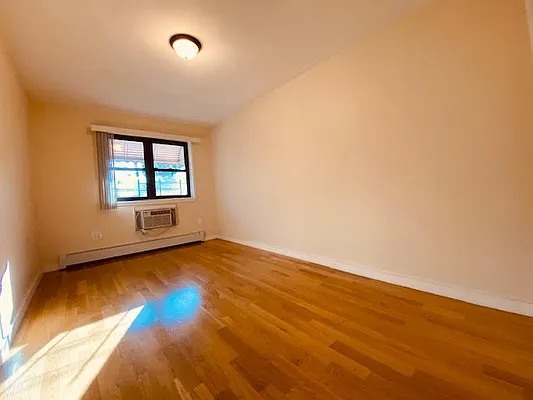 Rented by Silverstein Collection LLC  | media 7